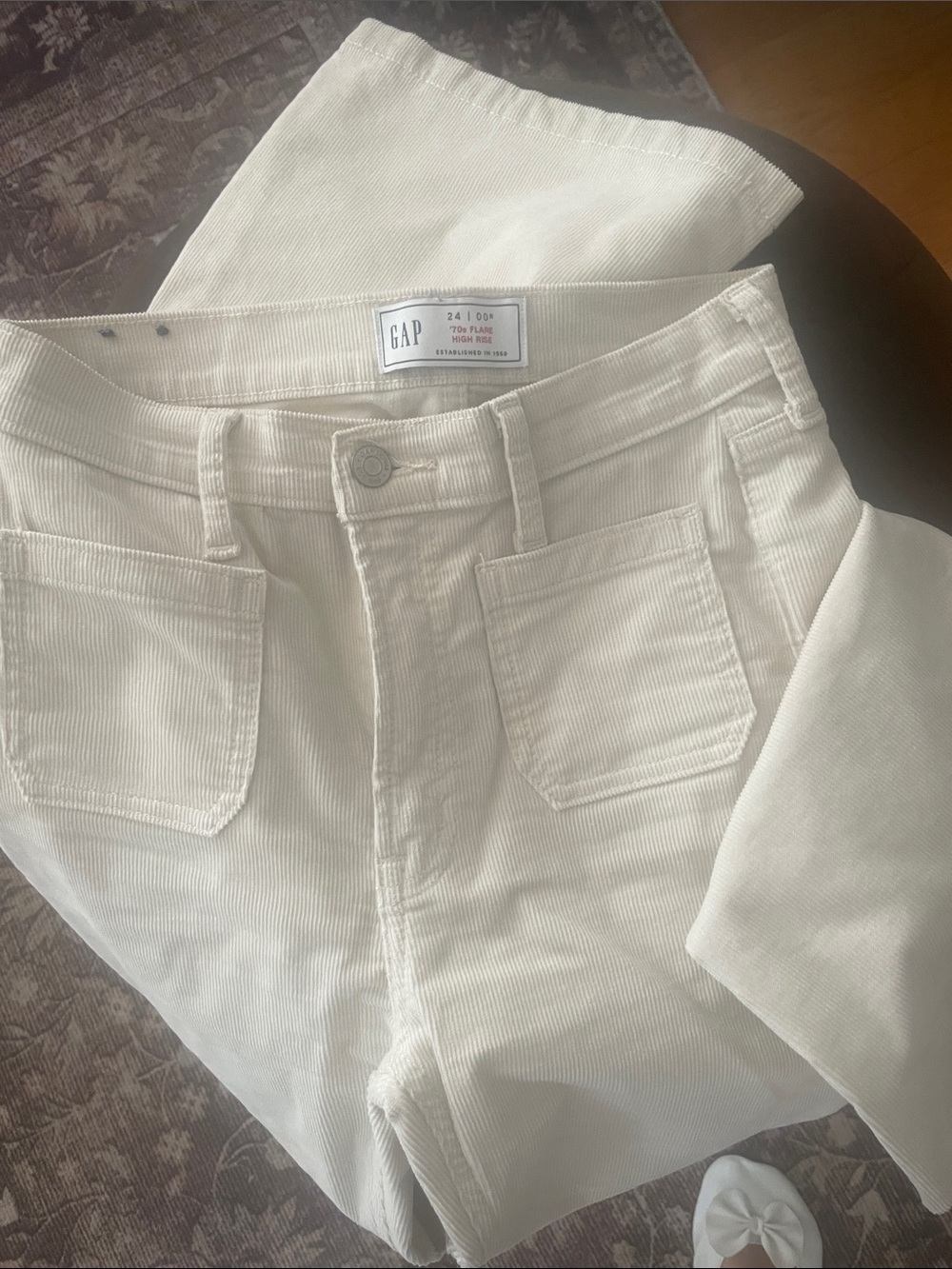 GAP Off-White High-Rise Corduroy Jeans